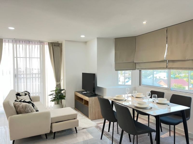 Lanna Condo
