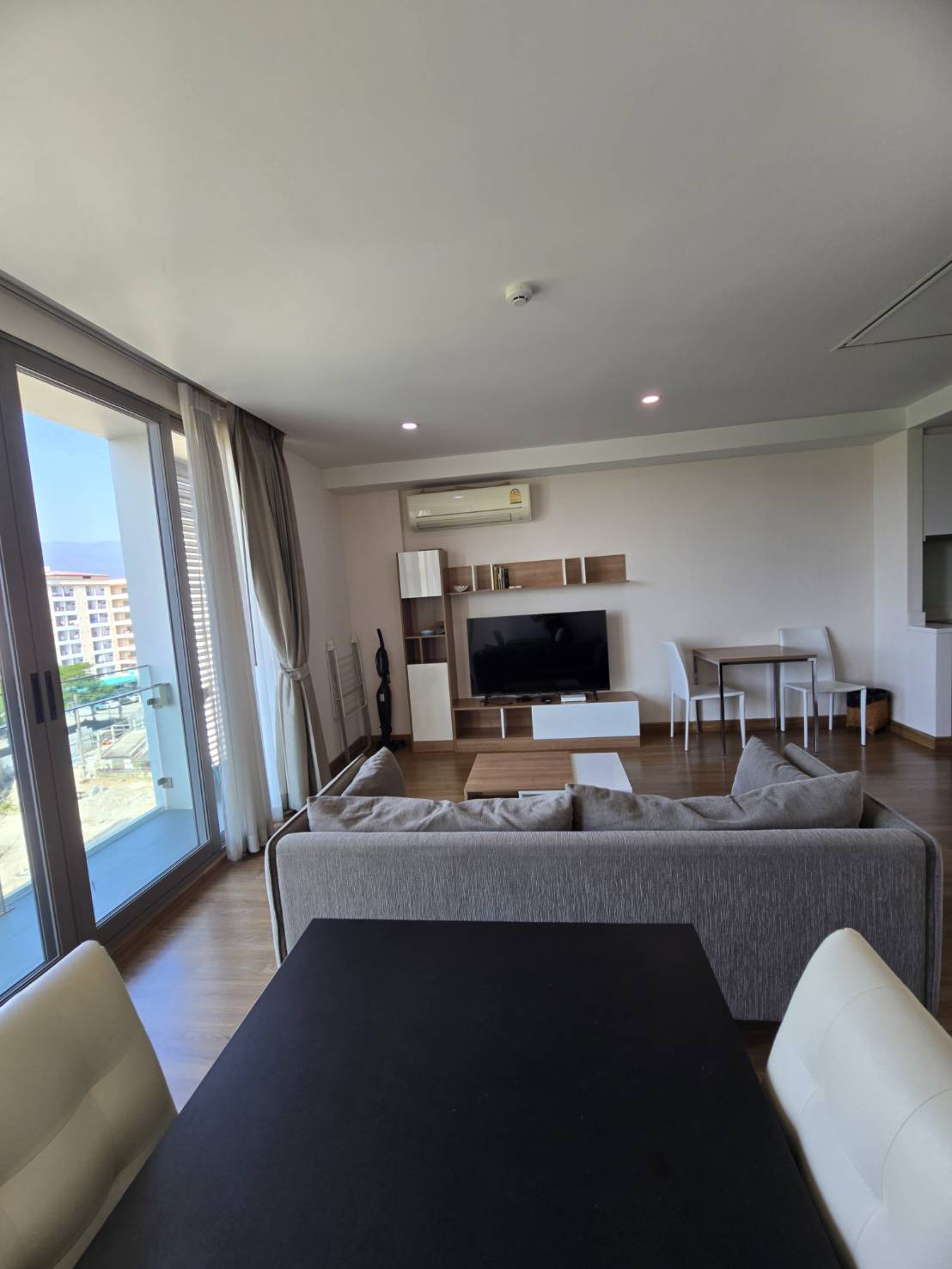 Nimmana condo 7th floor